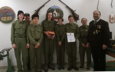 Feuerwehrjugend beim Vereinsschießen
