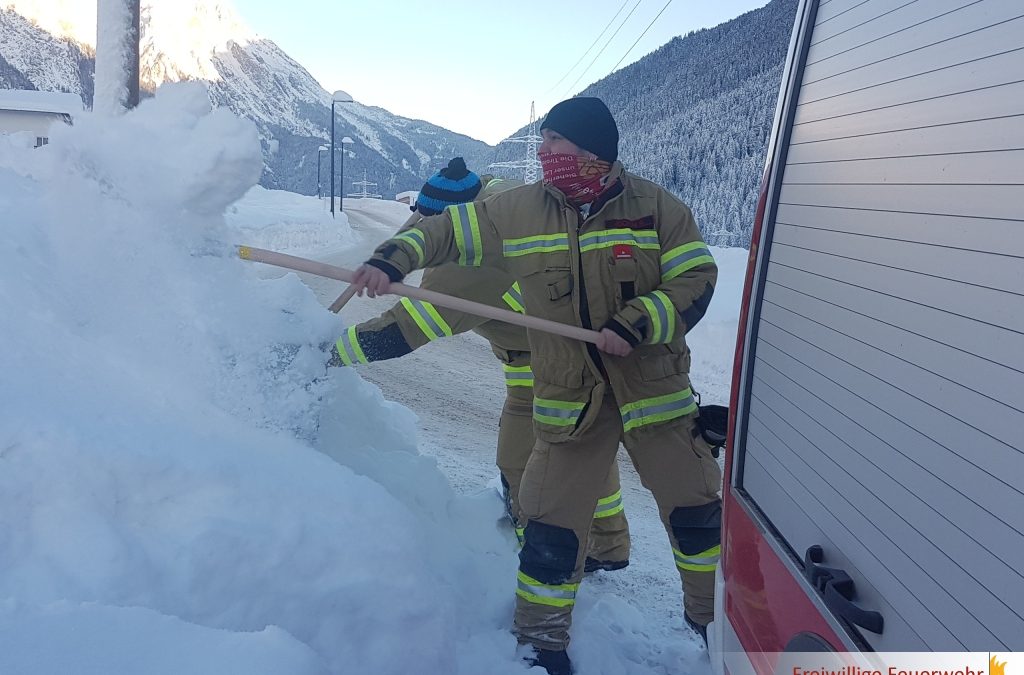 Hydranten ausschaufeln