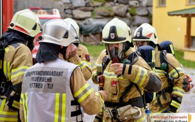 Gemeinschaftsübung der Feuerwehren Pettneu und Schnann