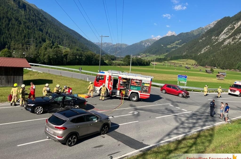 Verkehrsunfall auf der L68 mit 3 Fahrzeugen