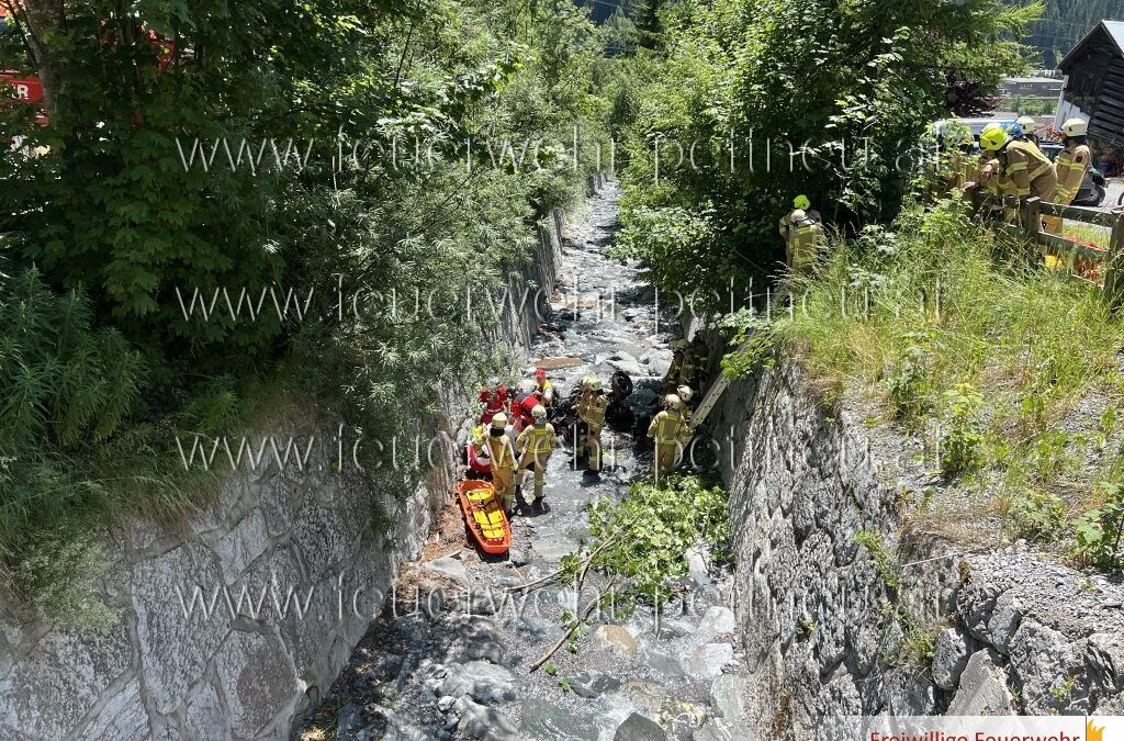 Traktorabsturz in den Schnannerbach